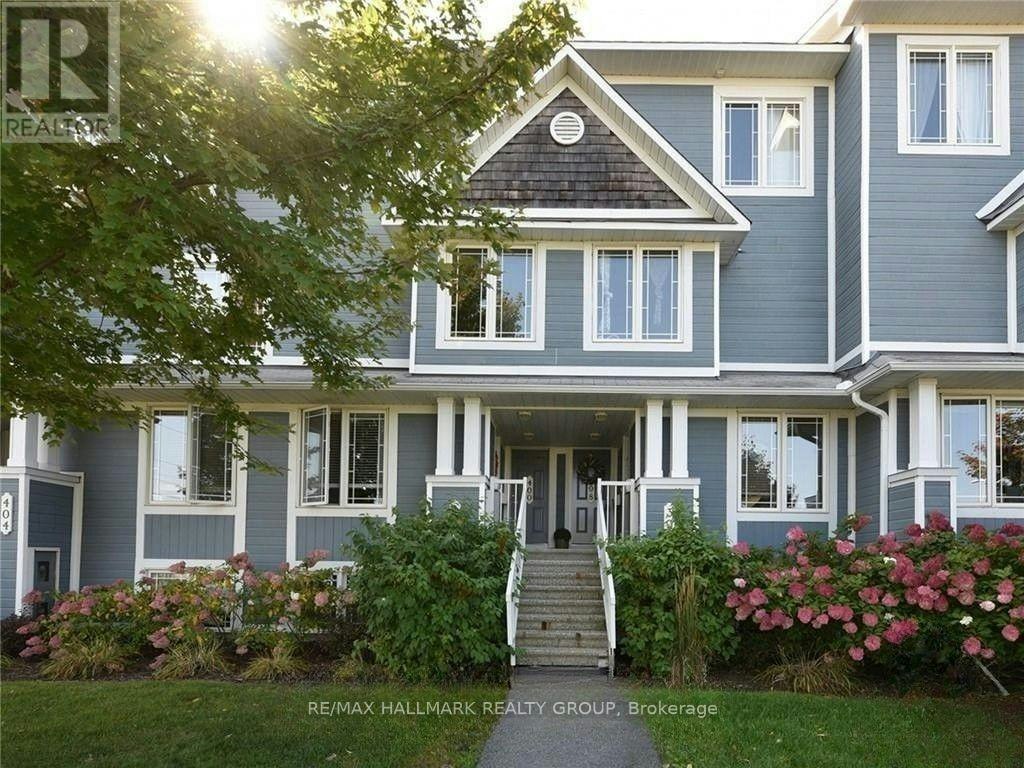 386 Crownridge Drive, Ottawa, ON, K2M 3A4