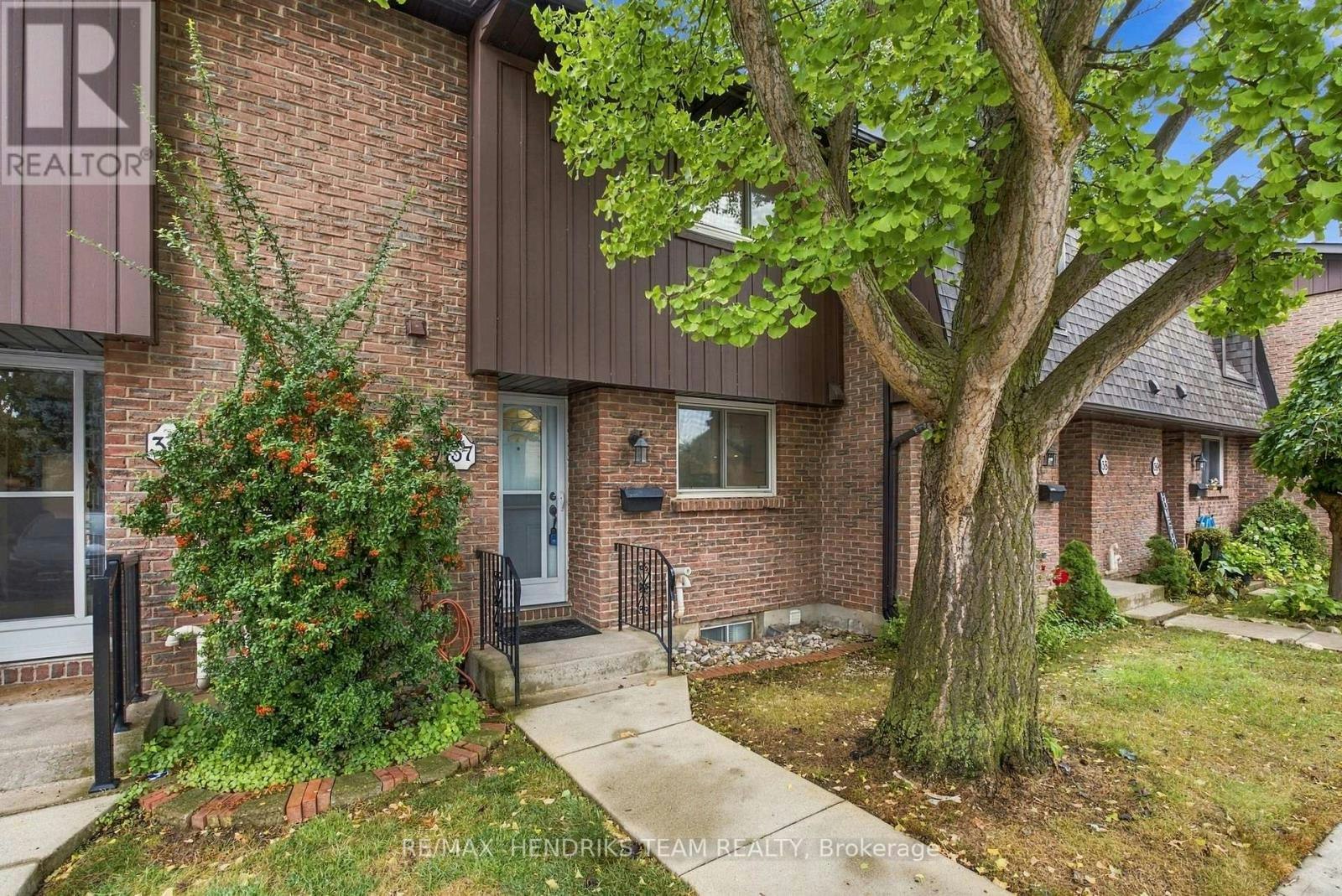 37-151 Linwell Road, St. Catharines, ON, L2N 6P3