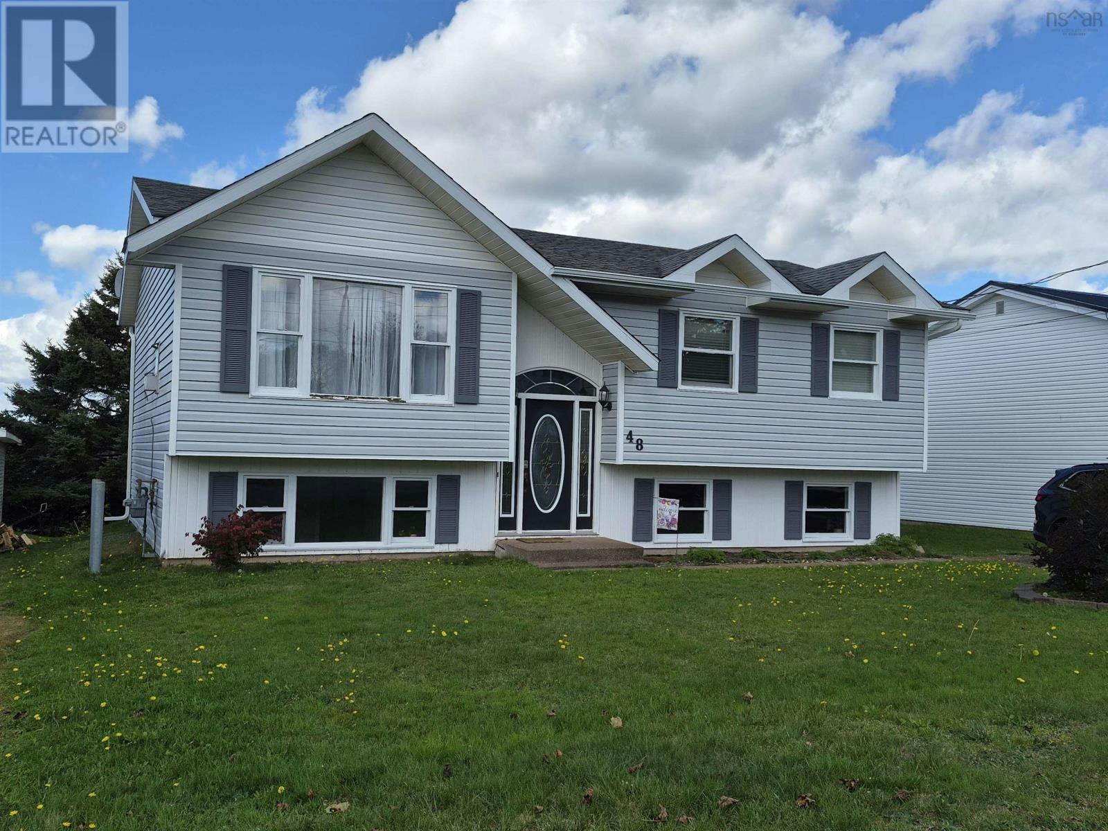 48 Townshend Avenue, Amherst, NS, B4N 4N6