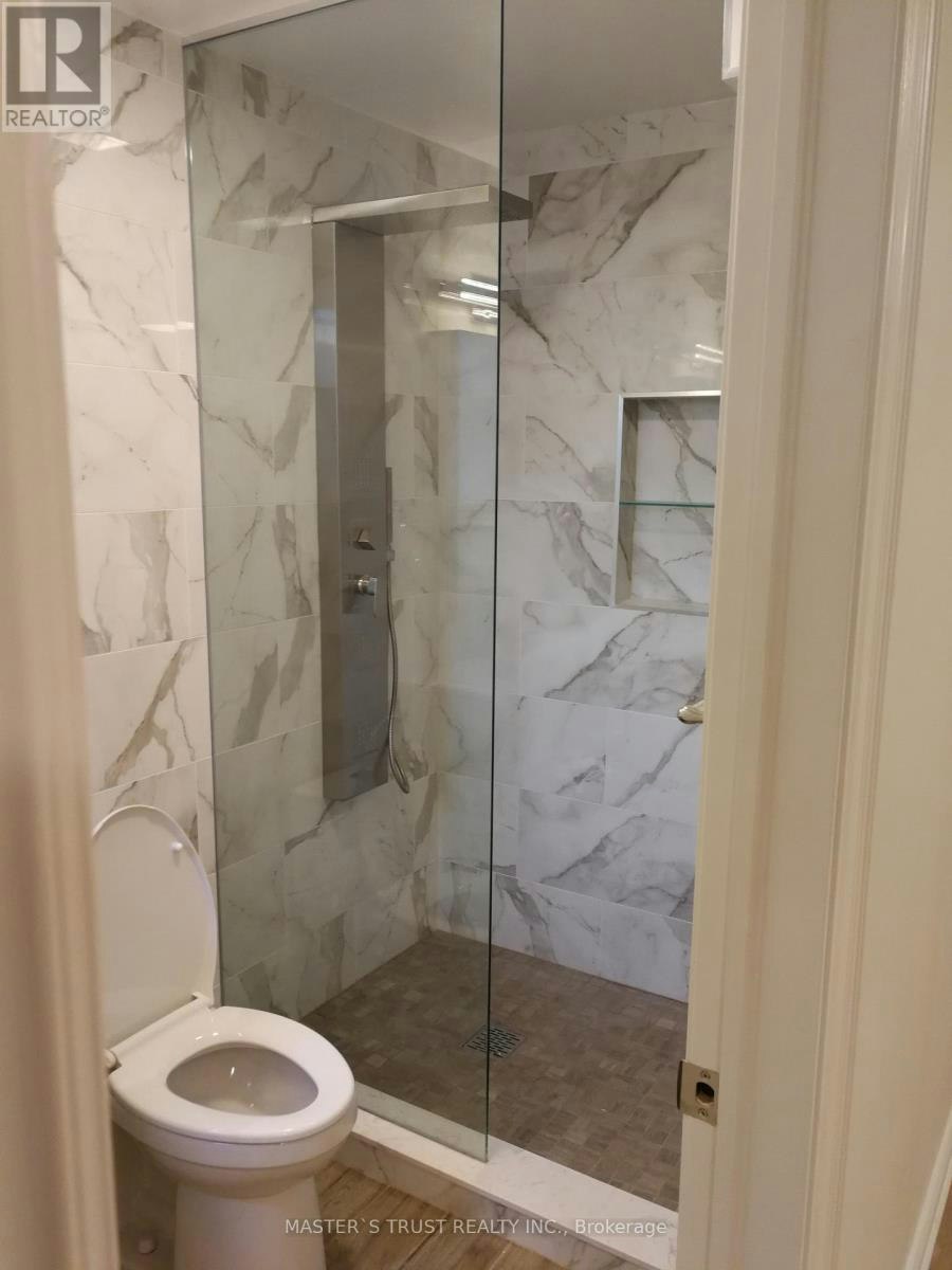 LOWUNIT-246 Lippincott Street, Toronto, ON, M5S 2P5 - 11