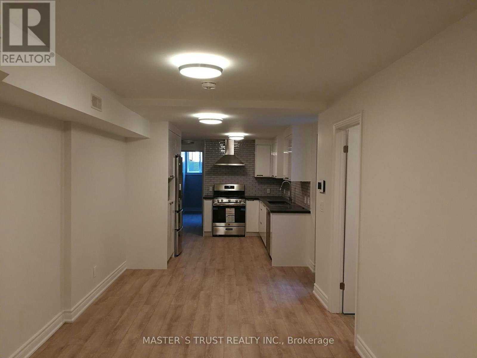 LOWUNIT-246 Lippincott Street, Toronto, ON, M5S 2P5 - 3