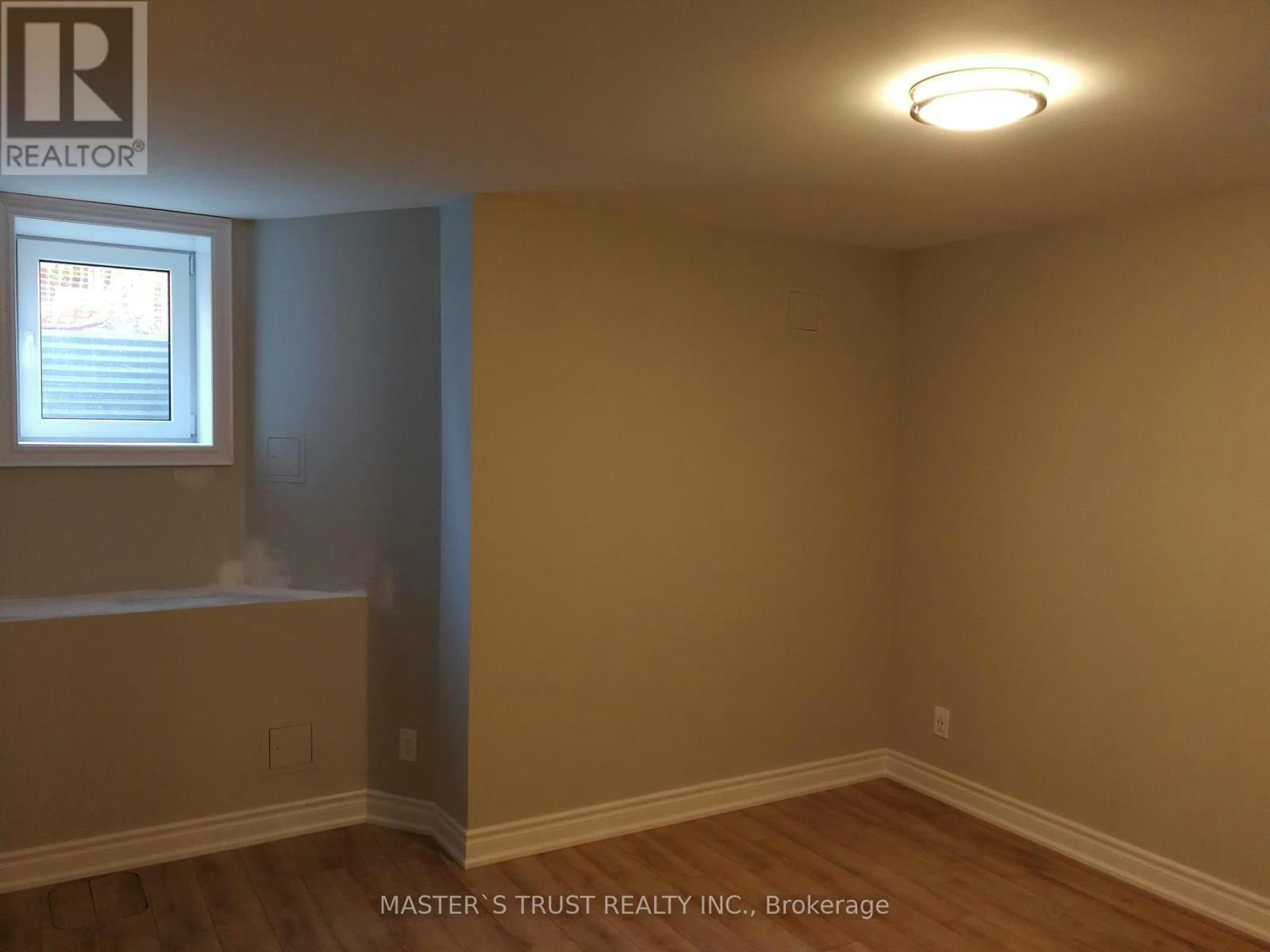 LOWUNIT-246 Lippincott Street, Toronto, ON, M5S 2P5 - 8