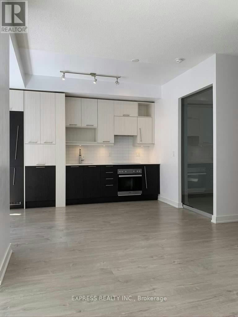320-30 Nelson Street, Toronto, ON, M5V 0H5 - 2