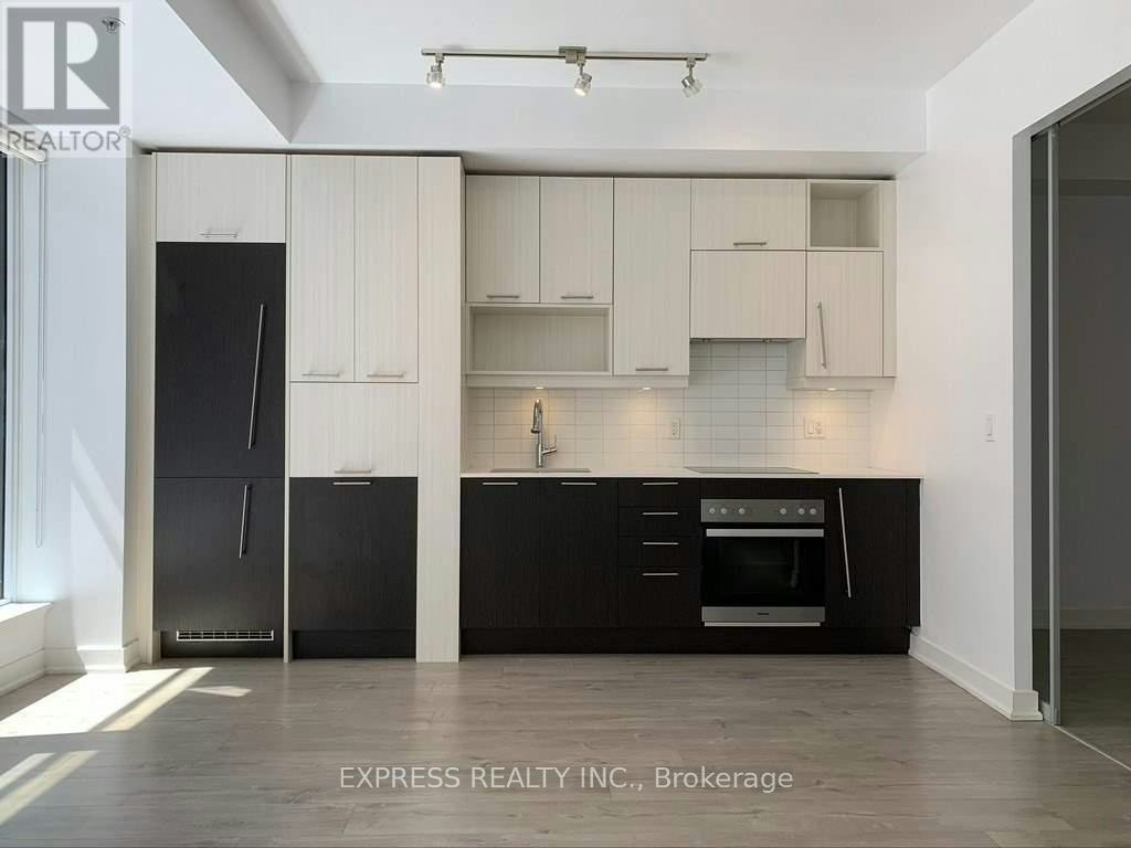 320-30 Nelson Street, Toronto, ON, M5V 0H5 - 3