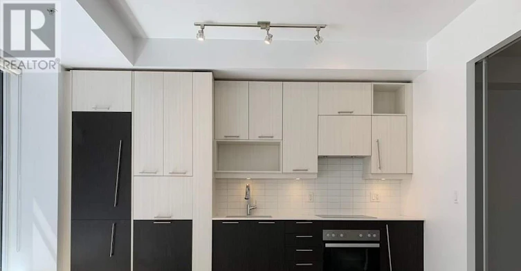 320-30 Nelson Street, Toronto, ON, M5V 0H5 - 3