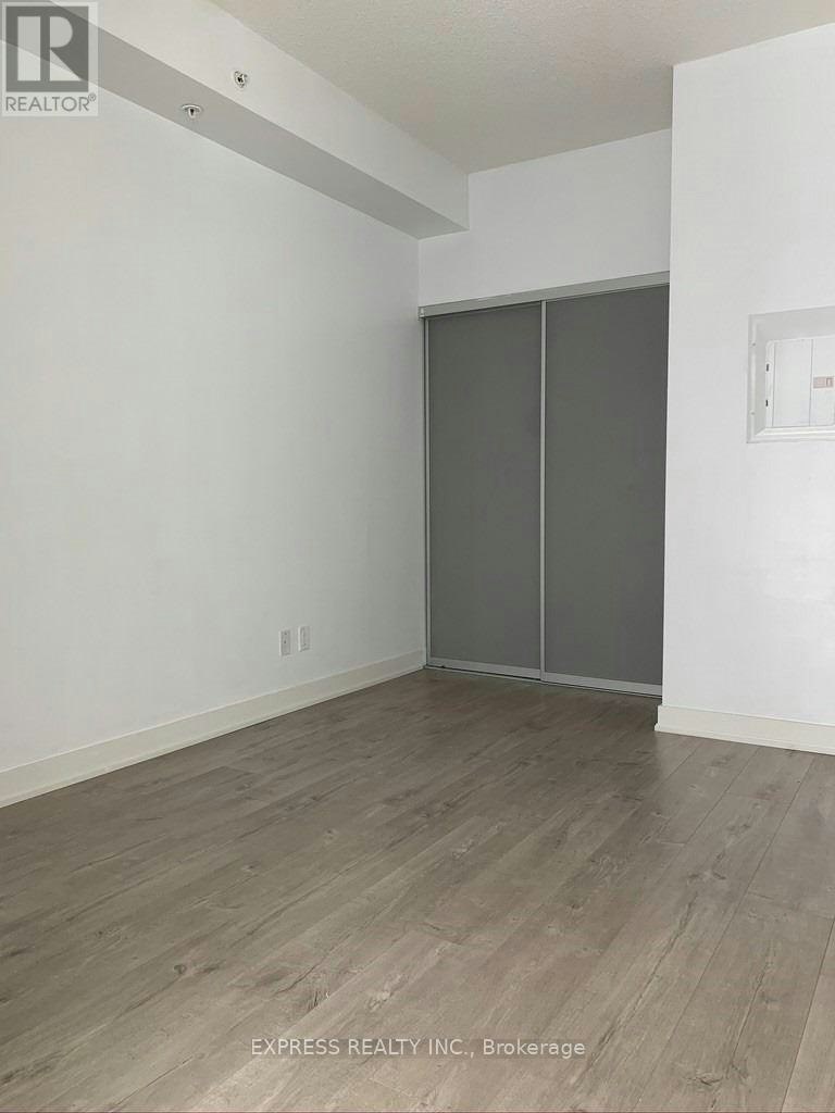 320-30 Nelson Street, Toronto, ON, M5V 0H5 - 5
