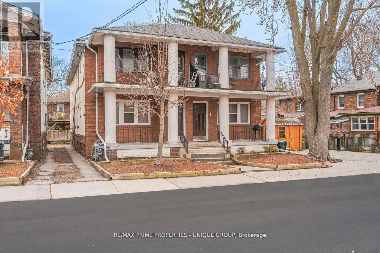 MAIN-1 Bonfield Avenue, Toronto, ON, M4E 1B9
