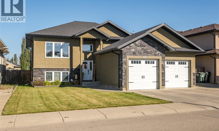 52 Coombe Drive