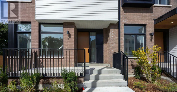11-20 Lou Parsons Way, Mississauga, ON, L5H 0B2 - 2