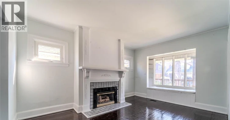 966 Curry Avenue, Windsor, ON, N9B 2C5 - 2