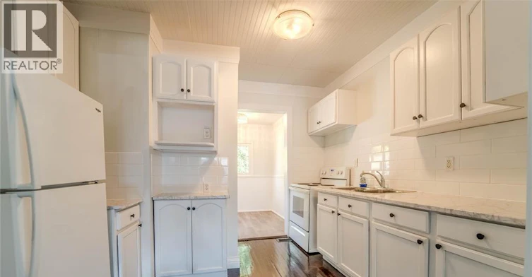 966 Curry Avenue, Windsor, ON, N9B 2C5 - 5