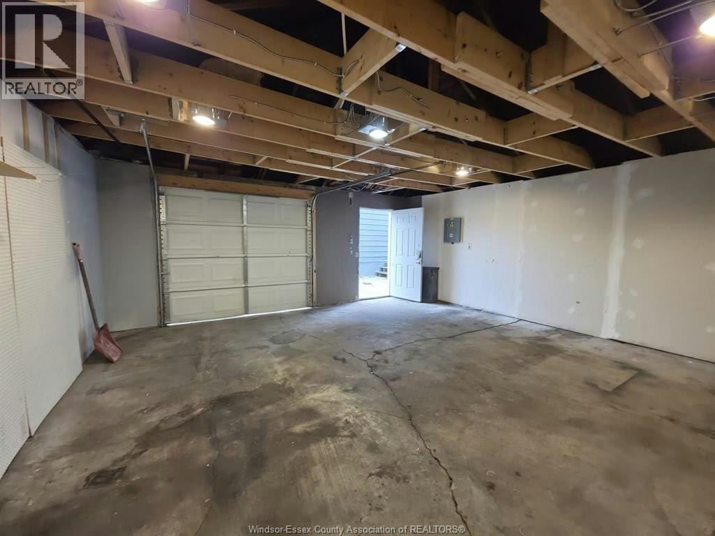 MAIN-1674 Hickory Road, Windsor, ON, N8Y 3T3 - 20