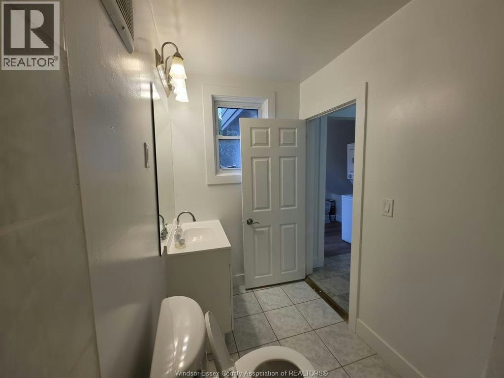 MAIN-1674 Hickory Road, Windsor, ON, N8Y 3T3 - 14