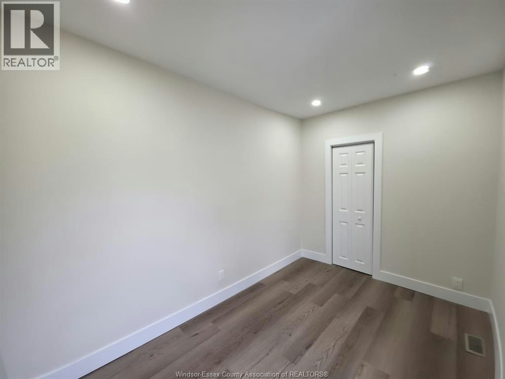 MAIN-1674 Hickory Road, Windsor, ON, N8Y 3T3 - 10