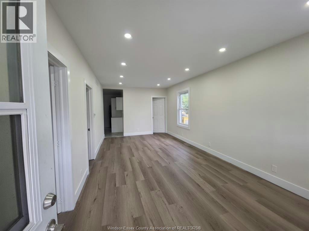 MAIN-1674 Hickory Road, Windsor, ON, N8Y 3T3 - 5
