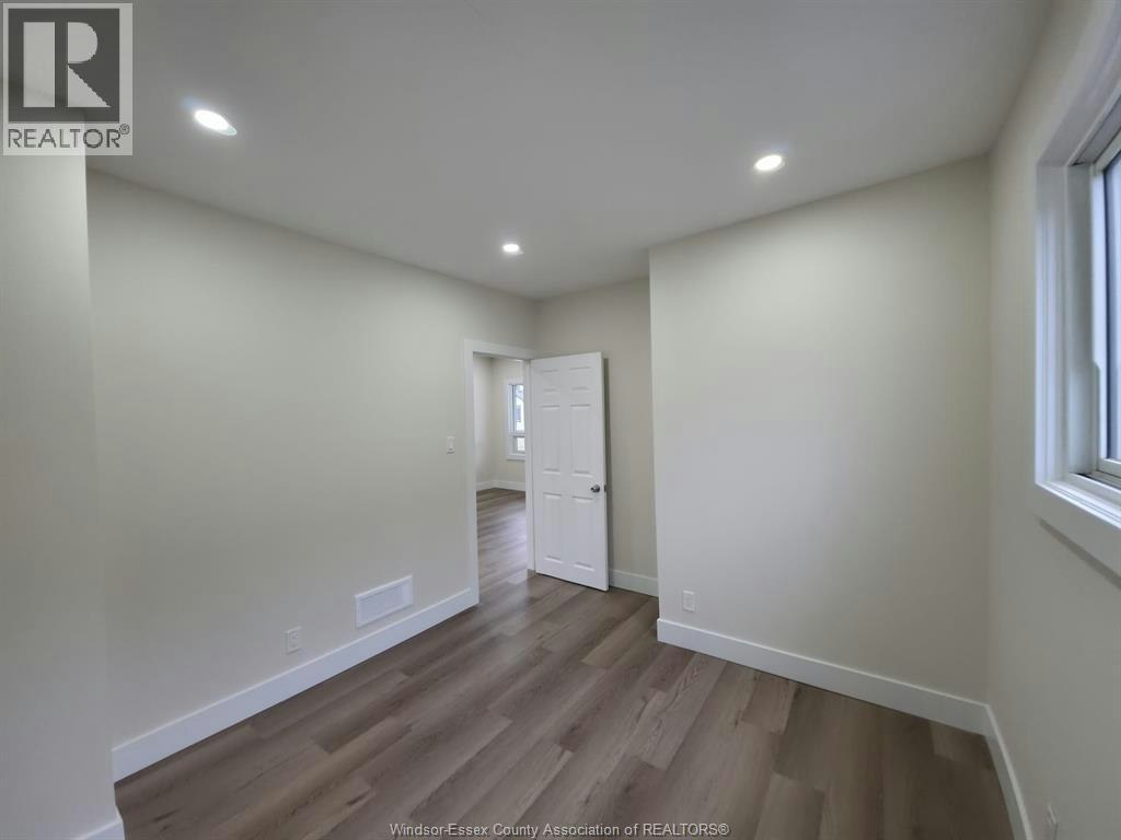 MAIN-1674 Hickory Road, Windsor, ON, N8Y 3T3 - 8