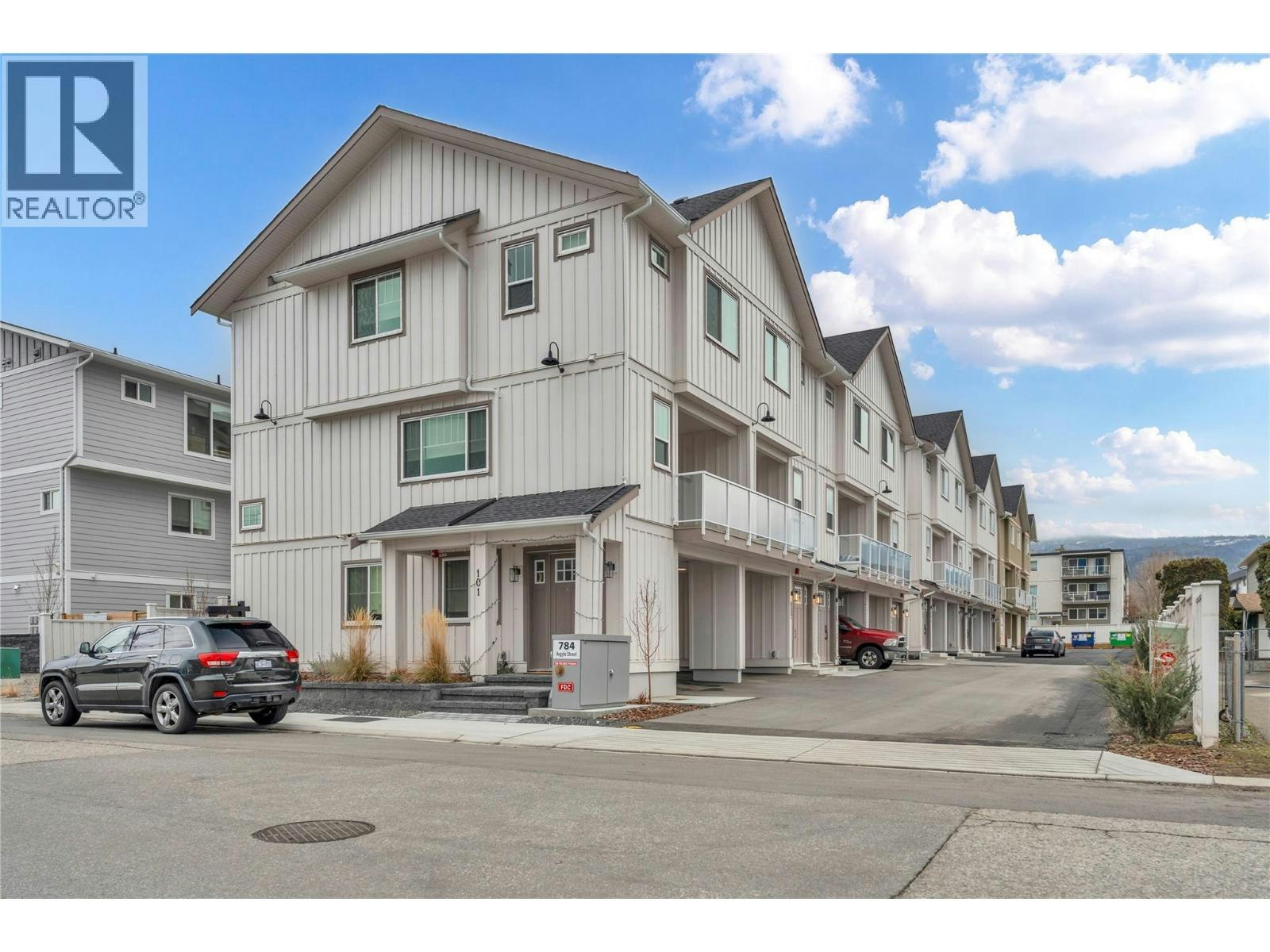 109-784 Argyle Street, Penticton, BC, V2A 0J6