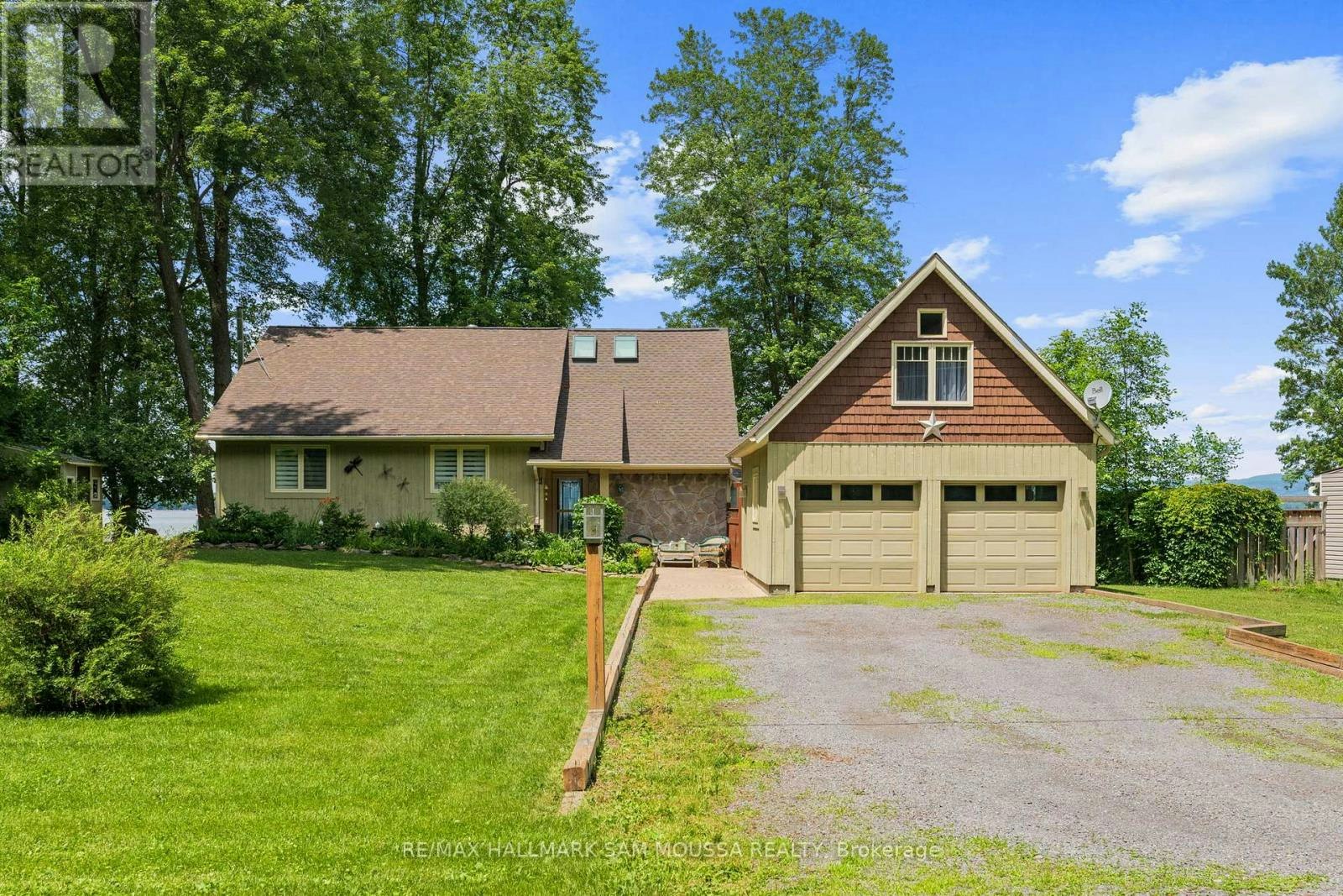 4350 Armitage Avenue, Ottawa, ON, K0A 1T0
