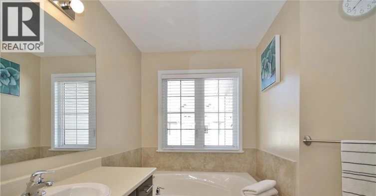 553 Ashbourne Crescent, Ottawa, ON, K2J 0P6 - 12
