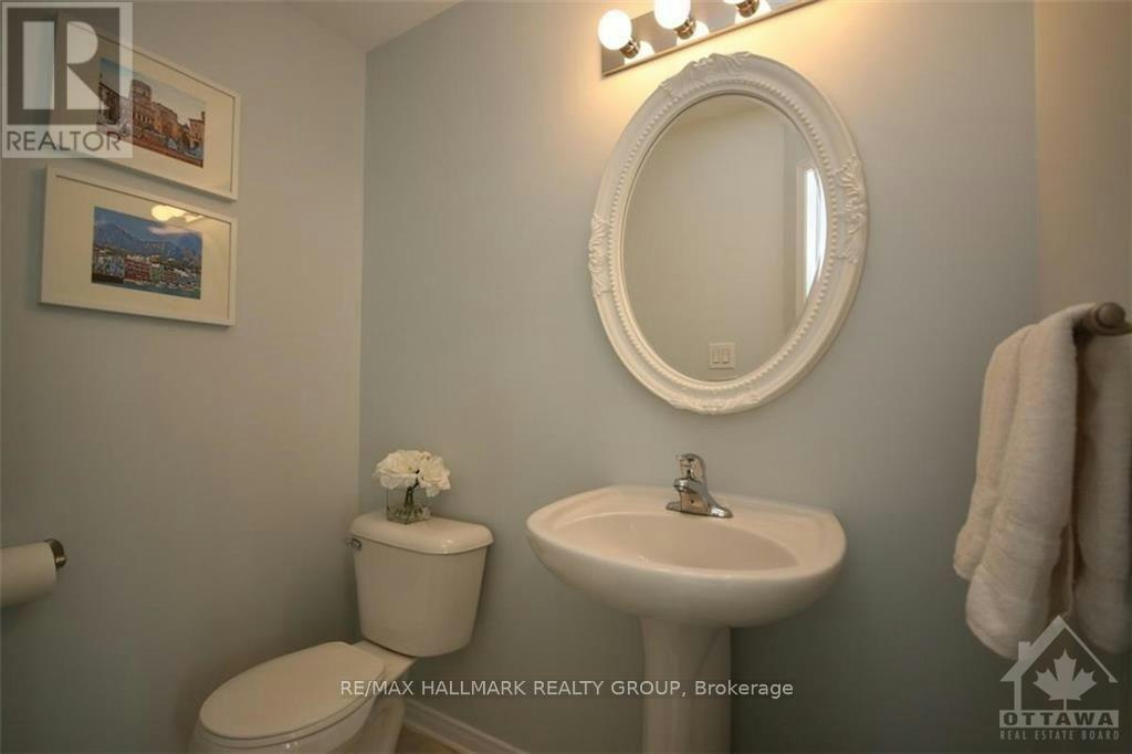 553 Ashbourne Crescent, Ottawa, ON, K2J 0P6 - 3