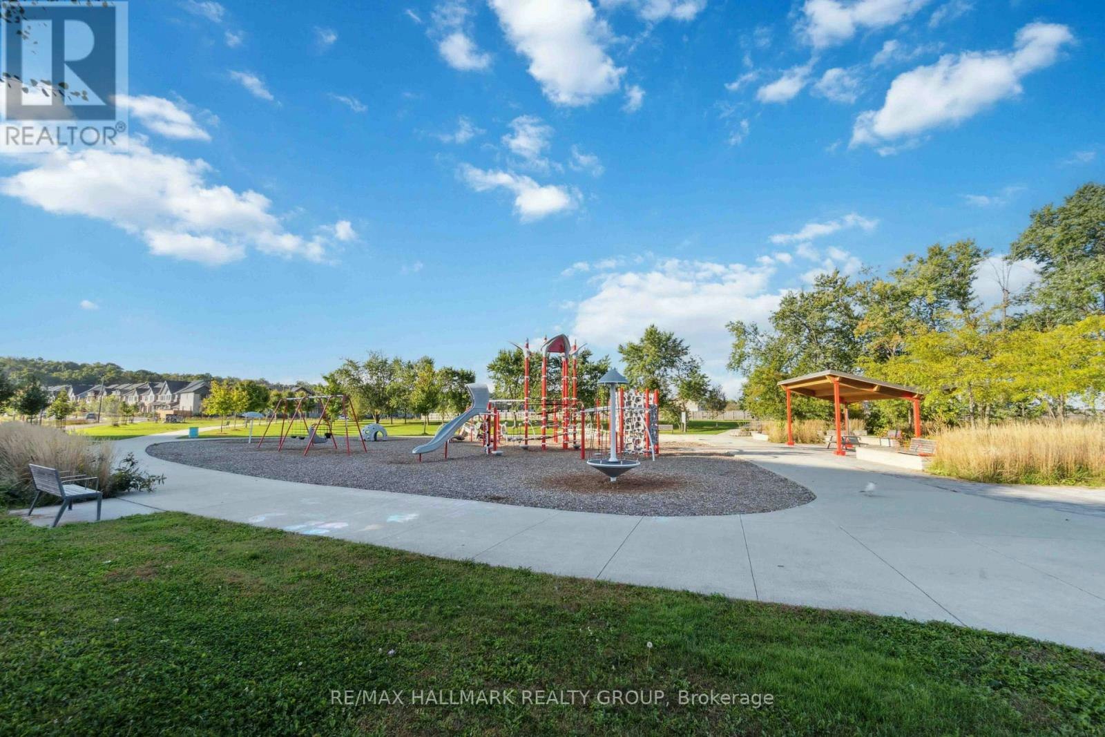 211-397 Codds Road, Ottawa, ON, K1K 5C7 - 3