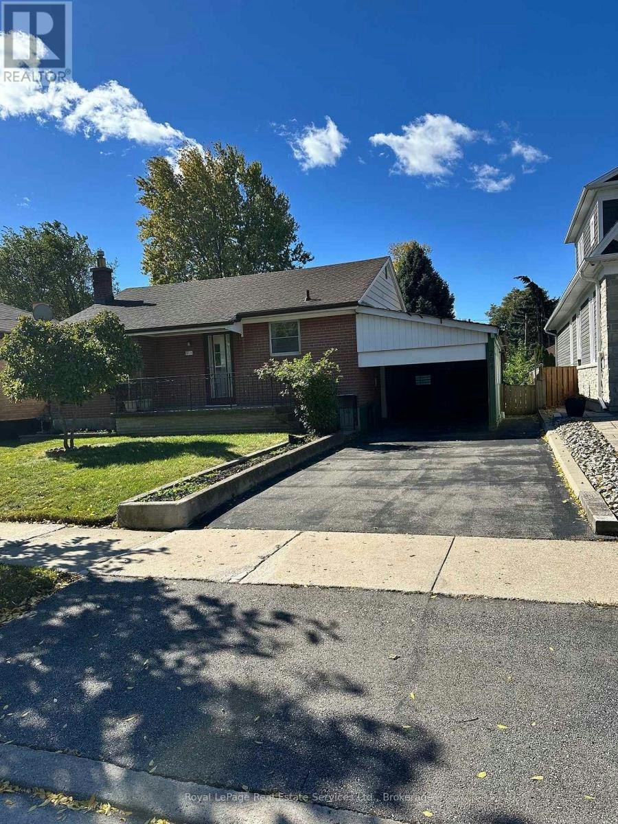 294 Felan Avenue, Oakville, ON, L6K 2X6