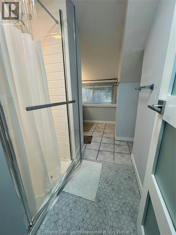ROOM LVL 2-1124 Janette Avenue, Windsor, ON, N9A 5A5 - 5