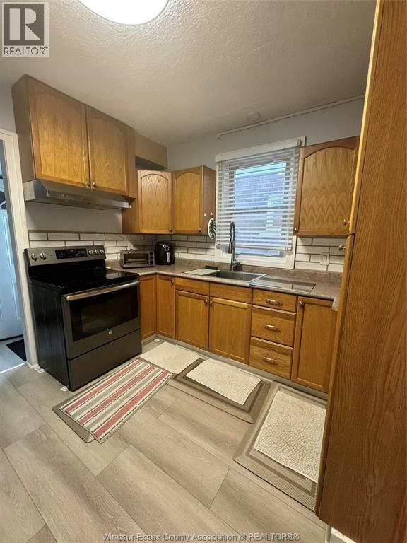 ROOM LVL 2-1124 Janette Avenue, Windsor, ON, N9A 5A5 - 8