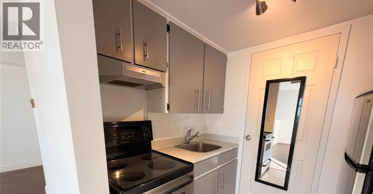 1303-8591 Riverside Drive East, Windsor, ON, N8S 1G3 - 8