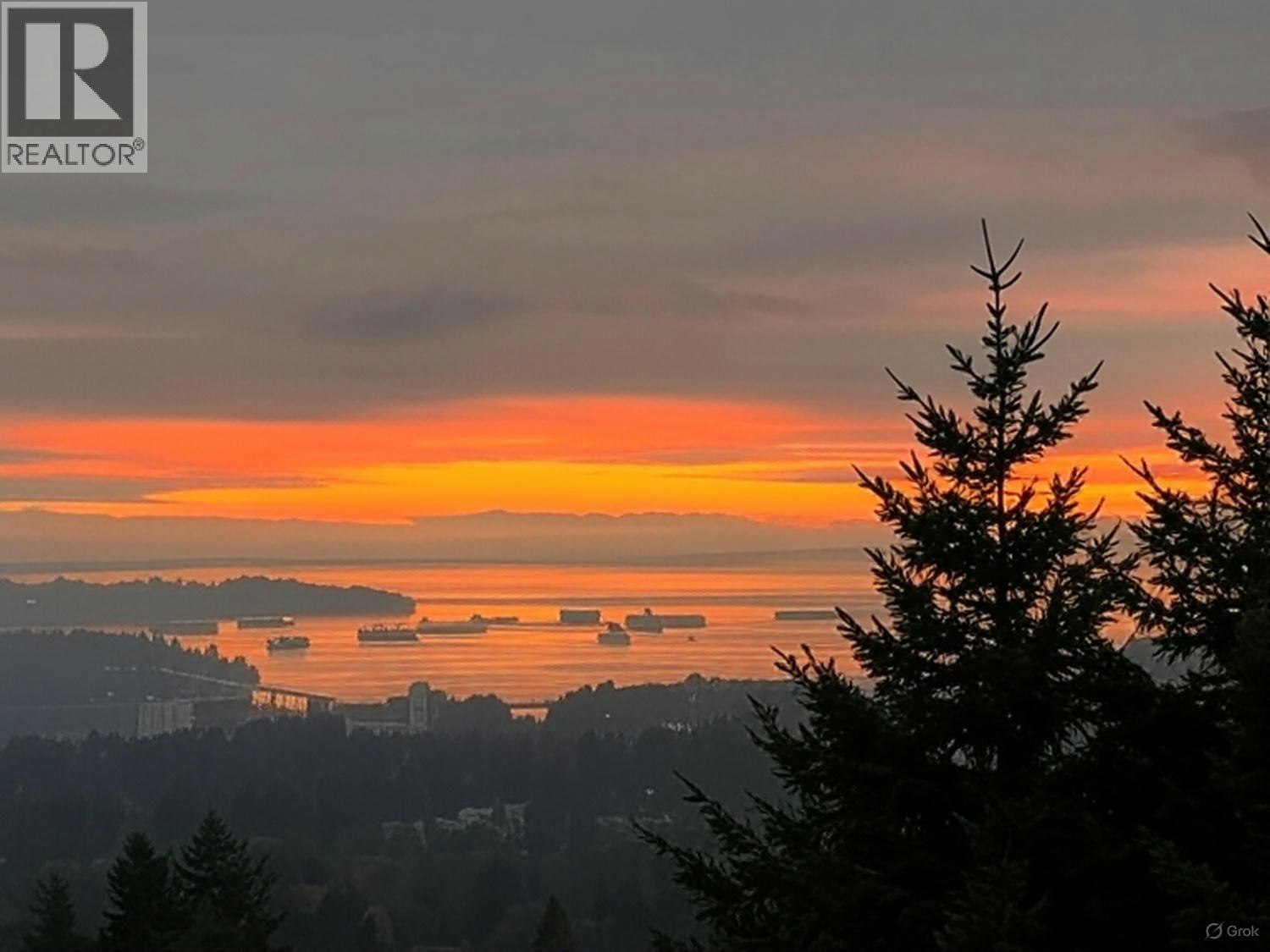 4050 St. Pauls Avenue, North Vancouver, BC, V7N 1T5
