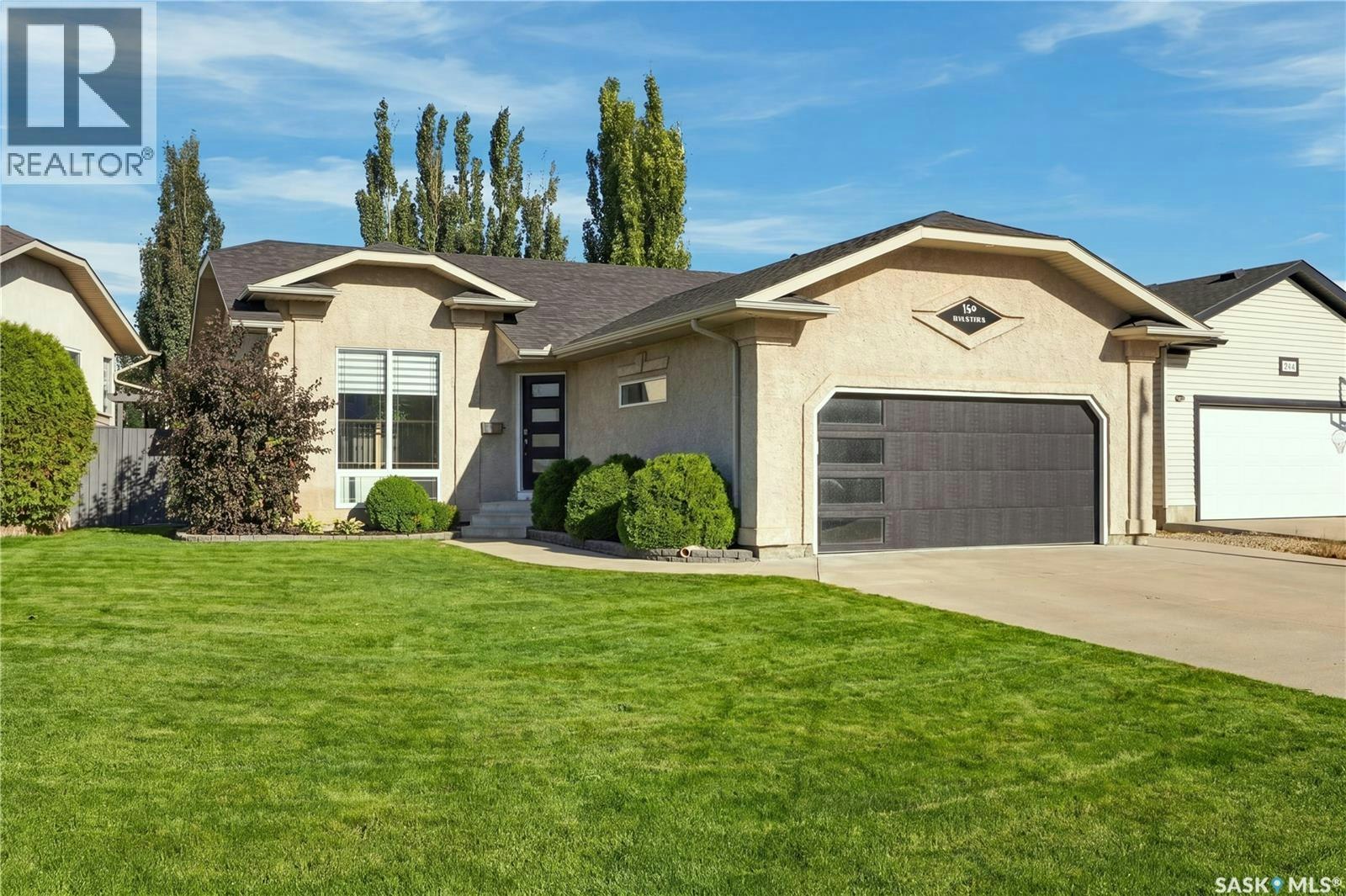 130 Kutz Crescent, Saskatoon, SK, S7N 4S5