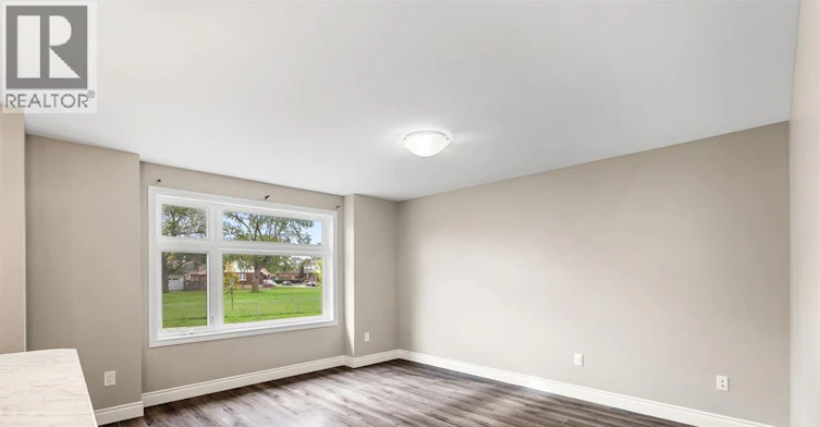 766 Irvine Avenue, Windsor, ON, N8X 2T2 - 11