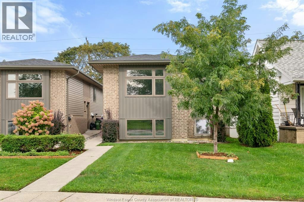 766 Irvine Avenue, Windsor, ON, N8X 2T2
