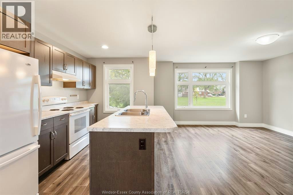 766 Irvine Avenue, Windsor, ON, N8X 2T2 - 5