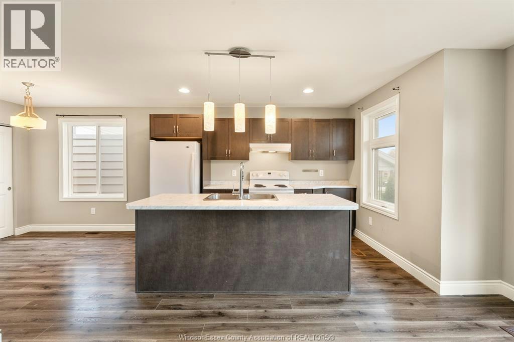 766 Irvine Avenue, Windsor, ON, N8X 2T2 - 7
