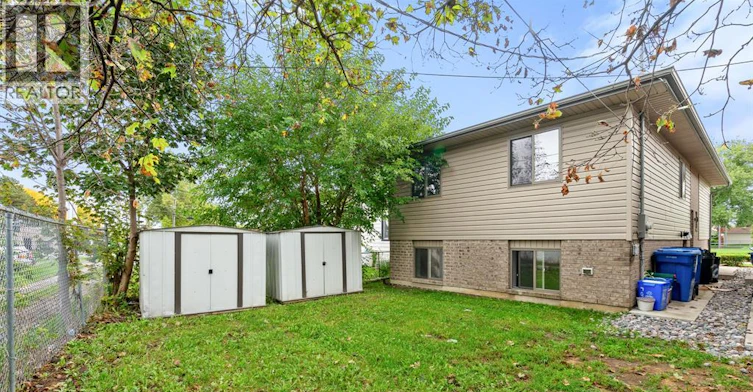 766 Irvine Avenue, Windsor, ON, N8X 2T2 - 25
