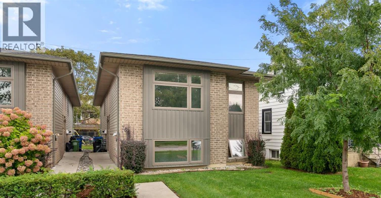 766 Irvine Avenue, Windsor, ON, N8X 2T2 - 2