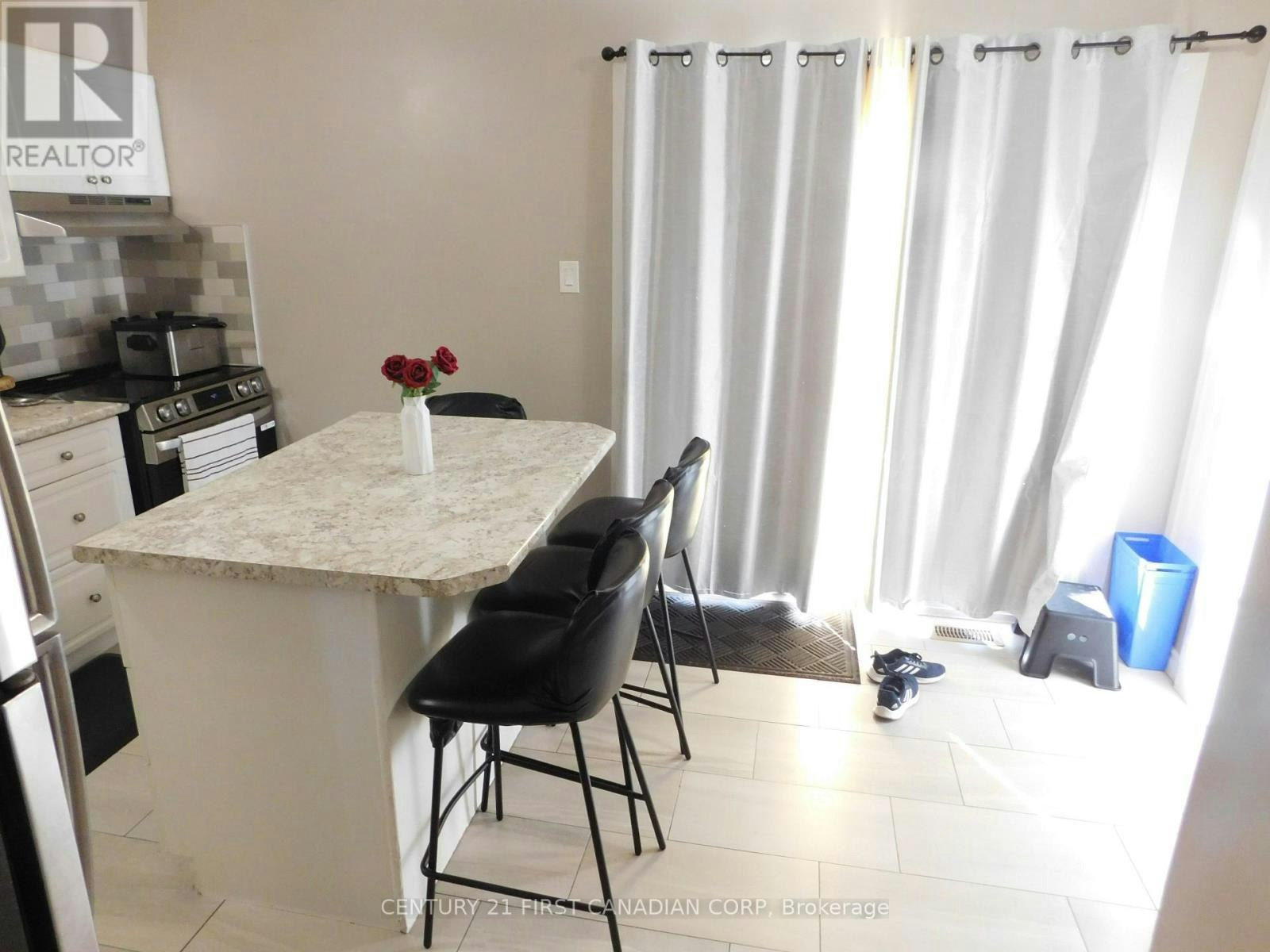 116-70 Fiddlers Green Road, London, ON, N6H 4R4 - 8