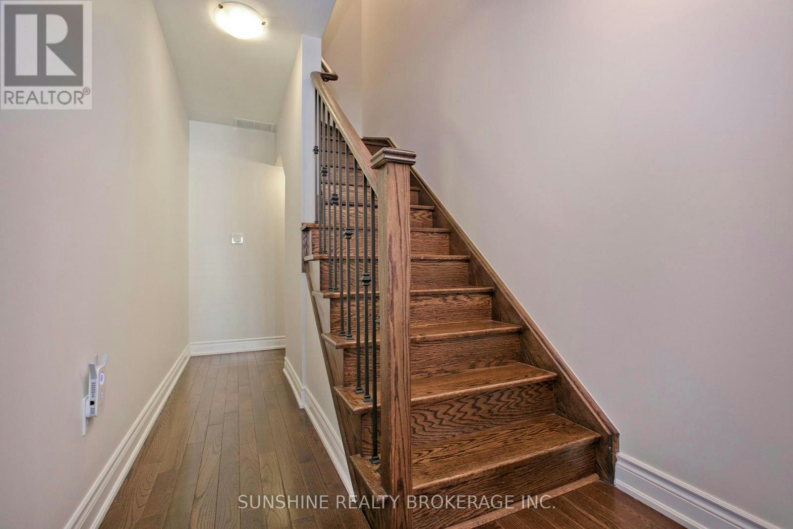 12-20 Hargrave Lane, Toronto, ON, M4N 0A4 - 14
