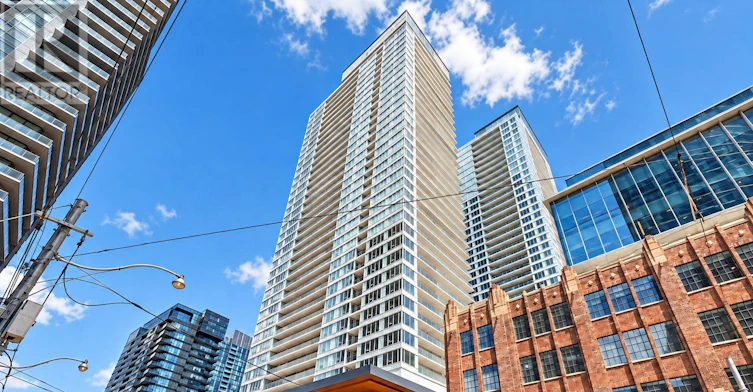 1608-19 Bathurst Street, Toronto, ON, M5V 0N2