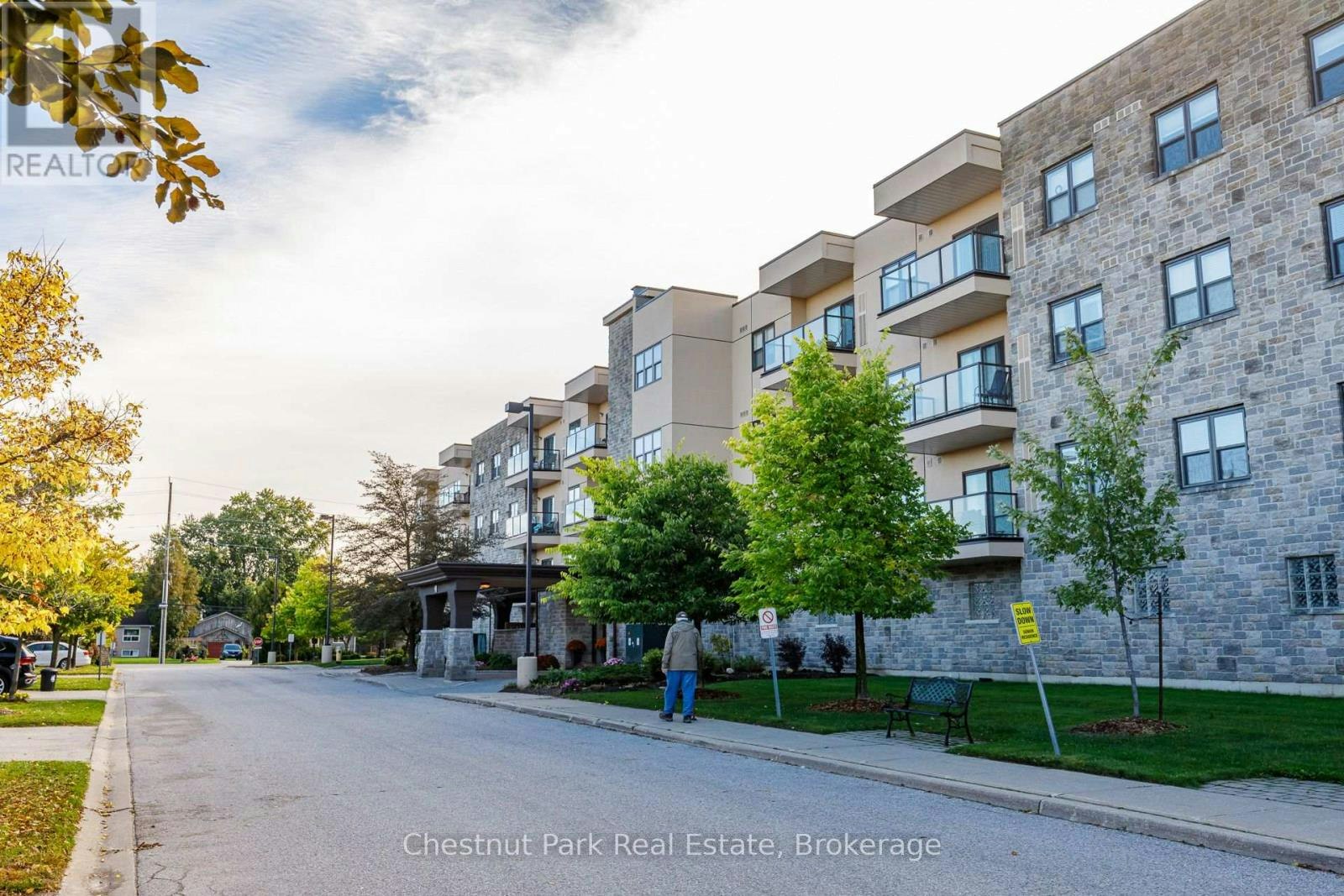 416-91 Raglan Street, Collingwood, ON, L9Y 4V3
