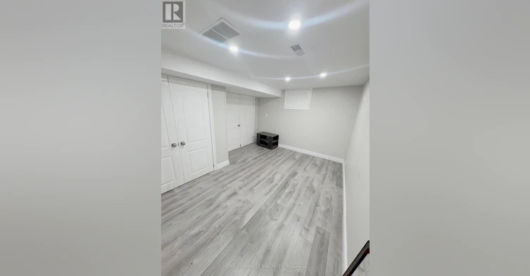 925 Byron Street N, Whitby, ON, L1N 4P2 - 4