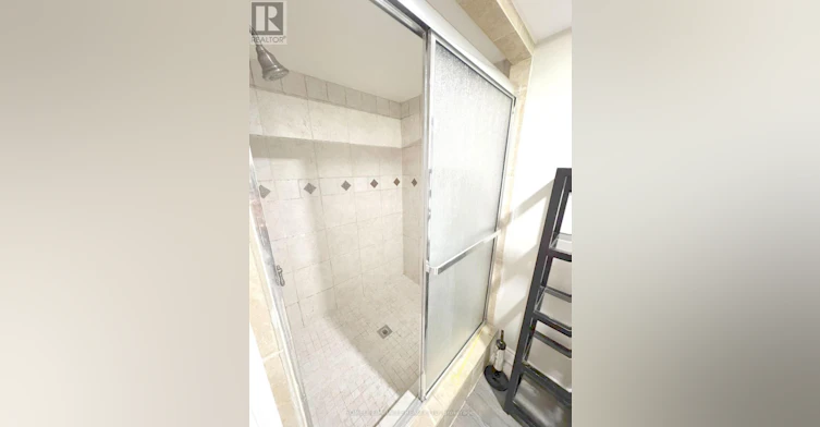 925 Byron Street N, Whitby, ON, L1N 4P2 - 8