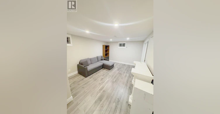 925 Byron Street N, Whitby, ON, L1N 4P2