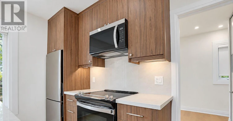 1-92 Neville Park Boulevard, Toronto, ON, M4E 3P8 - 3