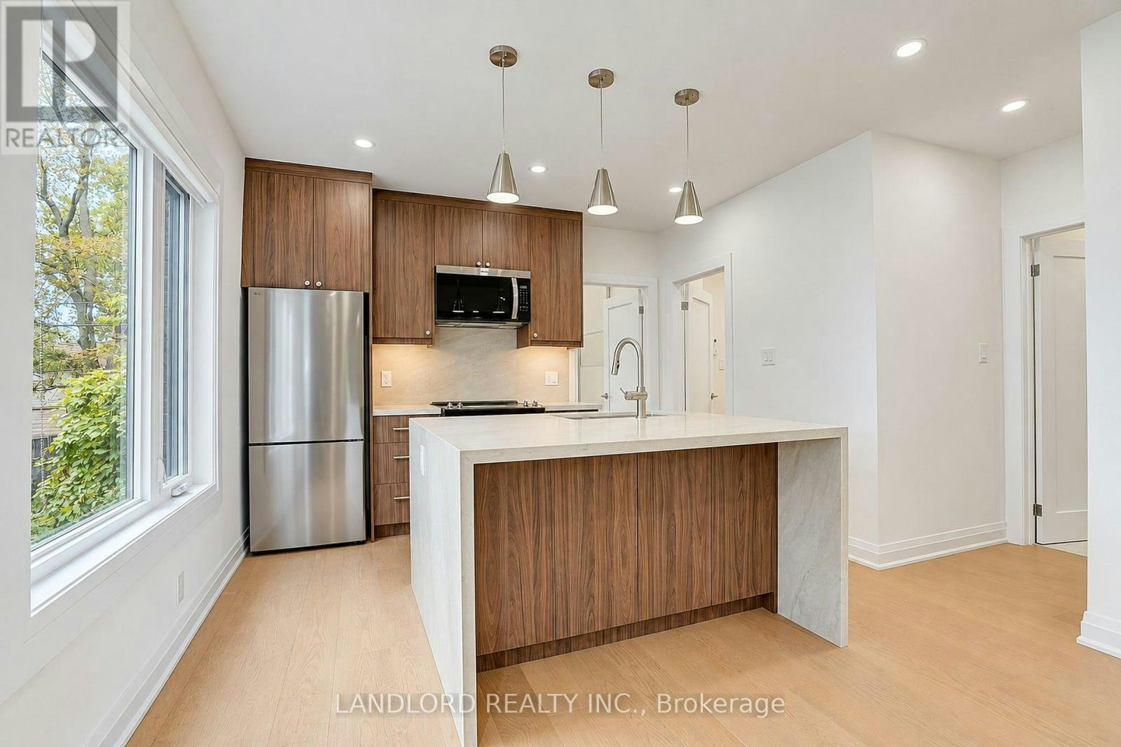 1-92 Neville Park Boulevard, Toronto, ON, M4E 3P8