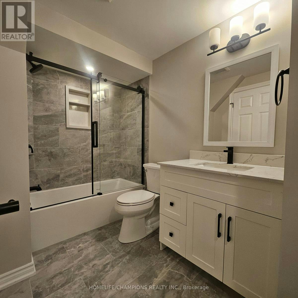 BSMT-79 Mantz Crescent, Whitby, ON, L1R 0L2 - 4