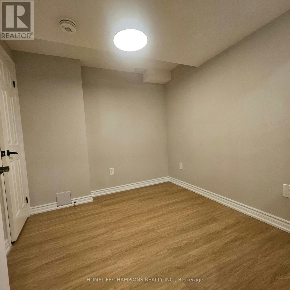 BSMT-79 Mantz Crescent, Whitby, ON, L1R 0L2 - 2