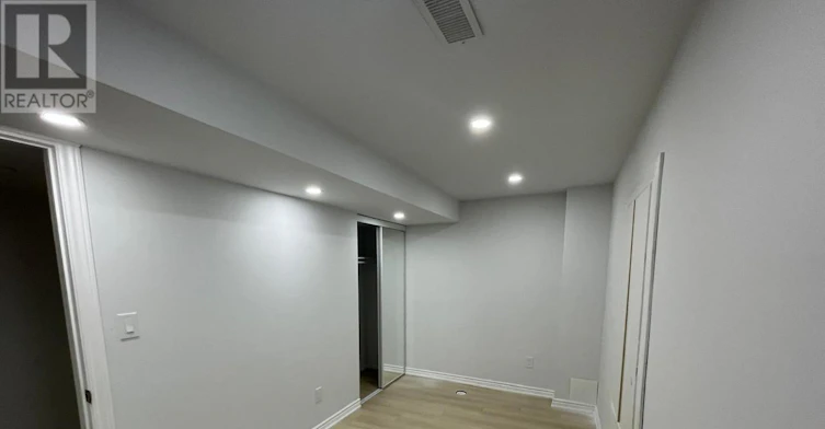 2-29 Dunstable Drive, Whitby, ON, L1M 2L8 - 3