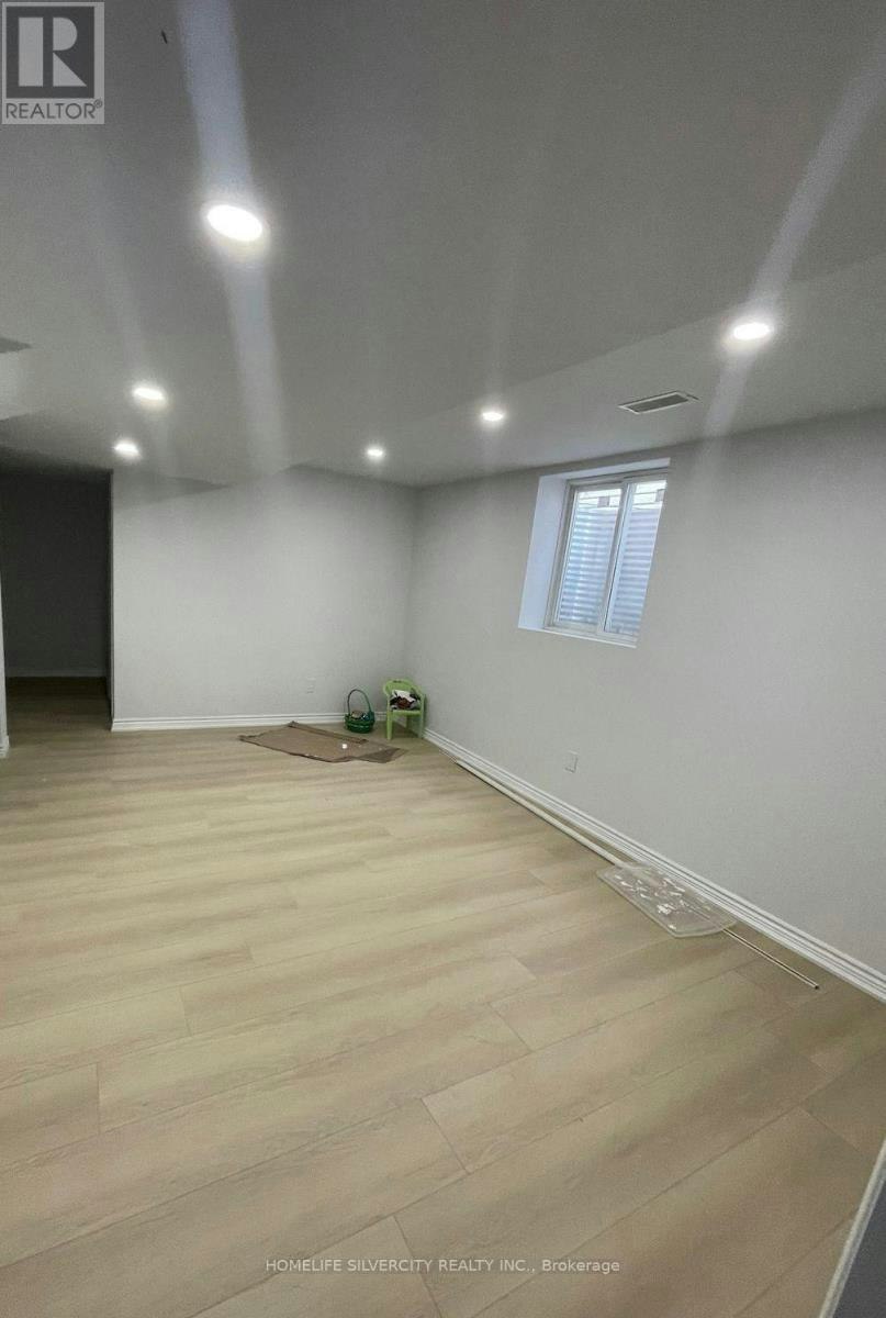 2-29 Dunstable Drive, Whitby, ON, L1M 2L8 - 2